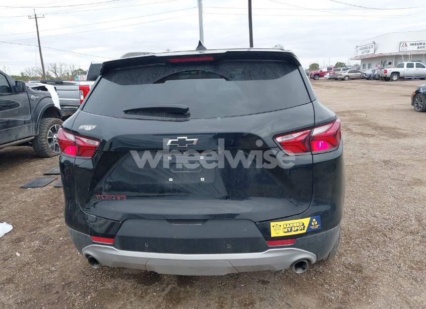 Photo 17 of 2022 Chevrolet Blazer FWD 2LT (VIN 3GNKBCR41NS196452)