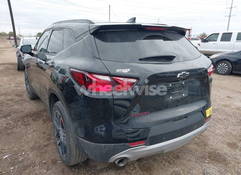 Photo 3 of 2022 Chevrolet Blazer FWD 2LT (VIN 3GNKBCR41NS196452)