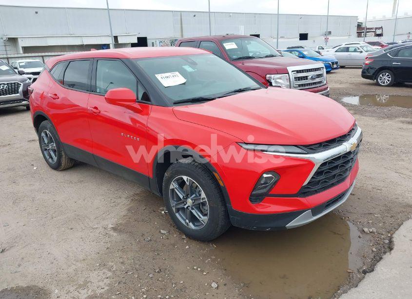 2023 Chevrolet Blazer FWD 2LT (VIN 3GNKBCR41PS110883) main photo