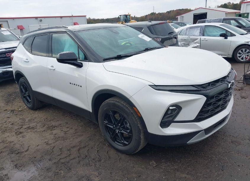 2023 Chevrolet Blazer FWD 2LT (VIN 3GNKBCR41PS198754) main photo
