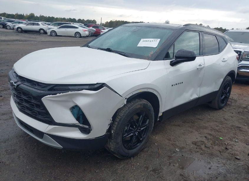 Photo 2 of 2023 Chevrolet Blazer FWD 2LT (VIN 3GNKBCR41PS198754)