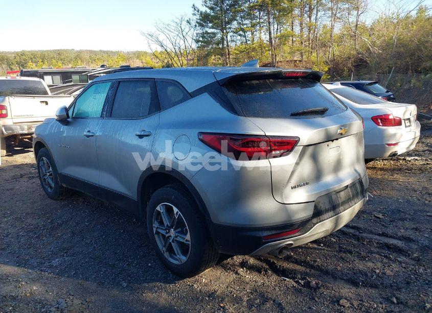 Photo 3 of 2024 Chevrolet Blazer FWD 2LT (VIN 3GNKBCR41RS160458)