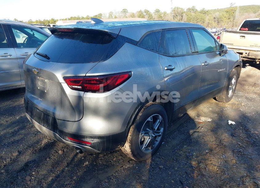 Photo 4 of 2024 Chevrolet Blazer FWD 2LT (VIN 3GNKBCR41RS160458)