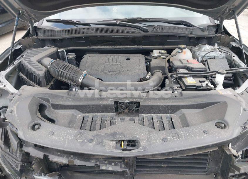 Photo 10 of 2025 Chevrolet Blazer FWD 2LT (VIN 3GNKBCR41SS128955)