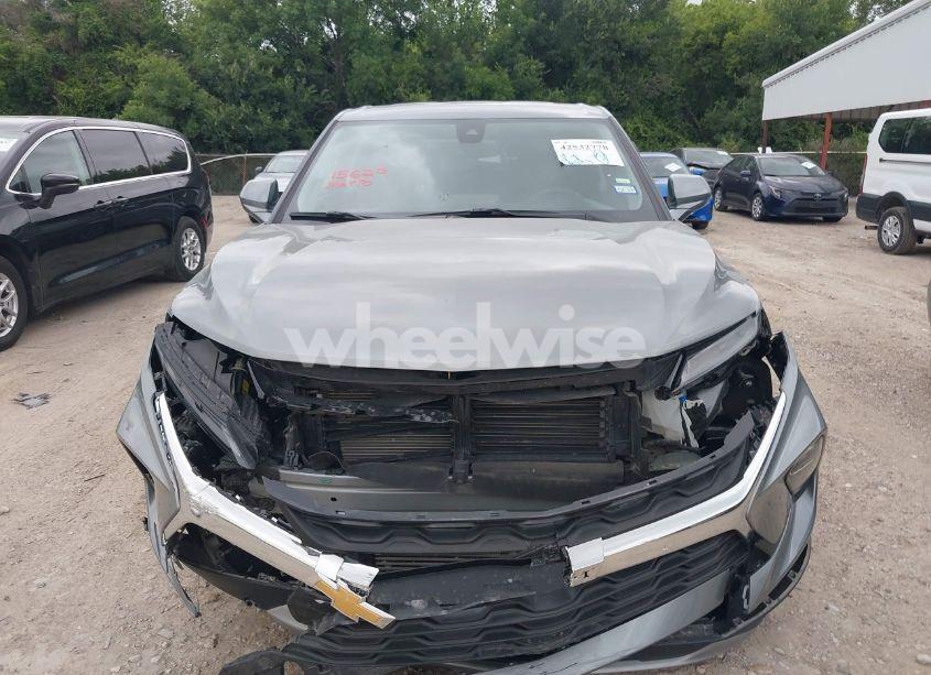 Photo 12 of 2025 Chevrolet Blazer FWD 2LT (VIN 3GNKBCR41SS128955)