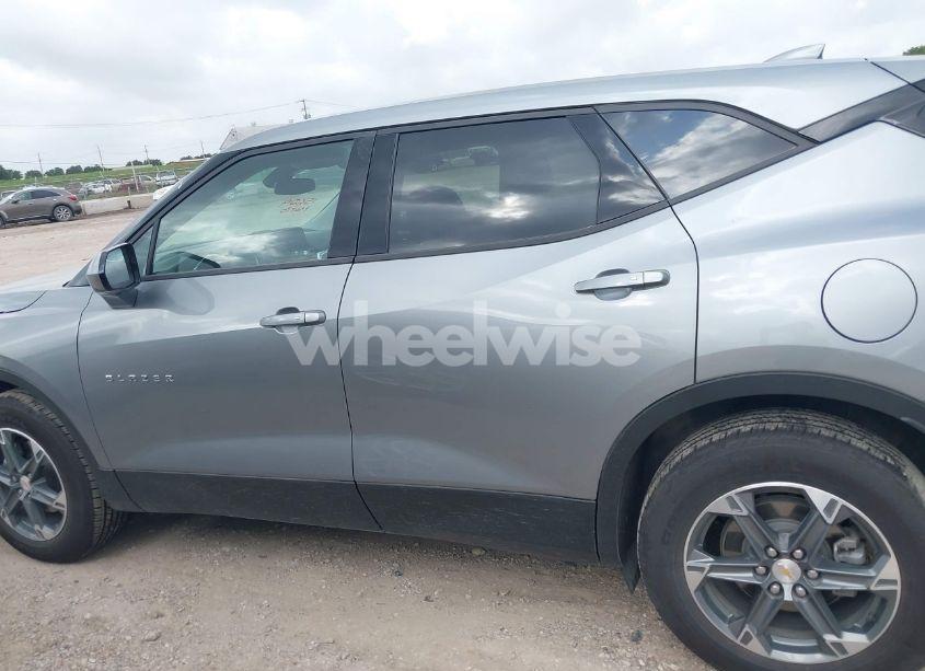 Photo 14 of 2025 Chevrolet Blazer FWD 2LT (VIN 3GNKBCR41SS128955)