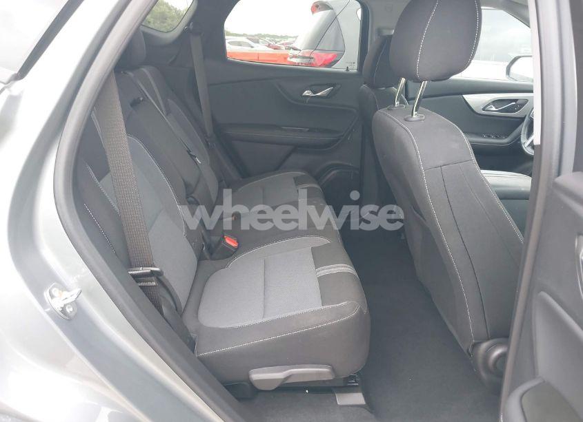 Photo 8 of 2025 Chevrolet Blazer FWD 2LT (VIN 3GNKBCR41SS128955)