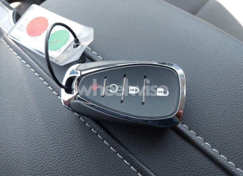 Photo 11 of 2025 Chevrolet Blazer FWD 2LT (VIN 3GNKBCR41SS192462)