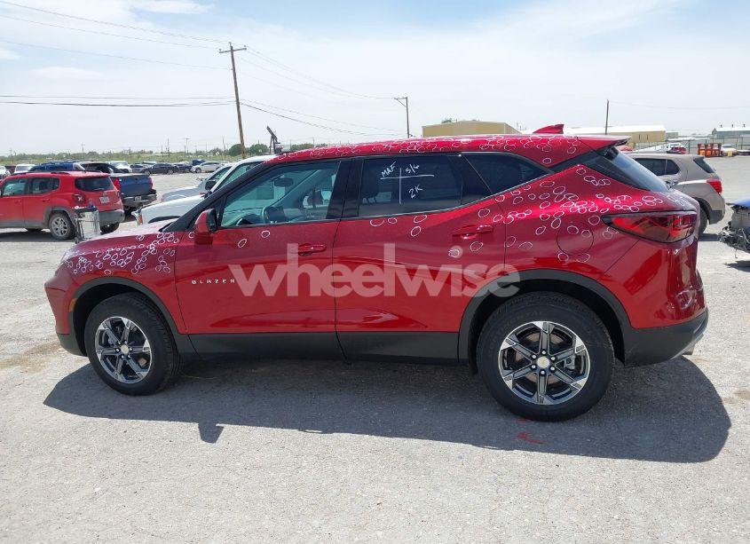 Photo 14 of 2025 Chevrolet Blazer FWD 2LT (VIN 3GNKBCR41SS192462)