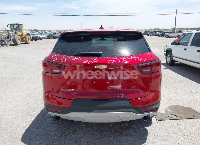 Photo 16 of 2025 Chevrolet Blazer FWD 2LT (VIN 3GNKBCR41SS192462)