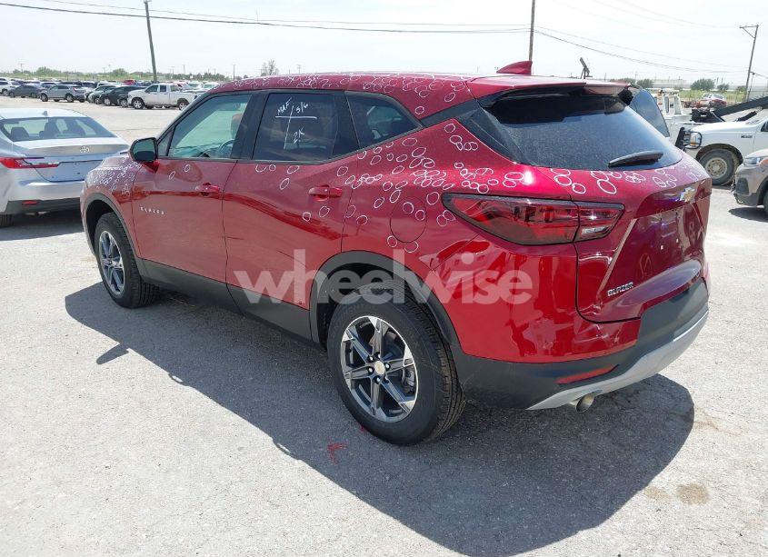 Photo 3 of 2025 Chevrolet Blazer FWD 2LT (VIN 3GNKBCR41SS192462)