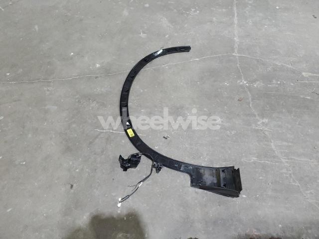Photo 3 of 2025 CHEVROLET BLAZER 2LT (VIN 3GNKBCR41SS252711)