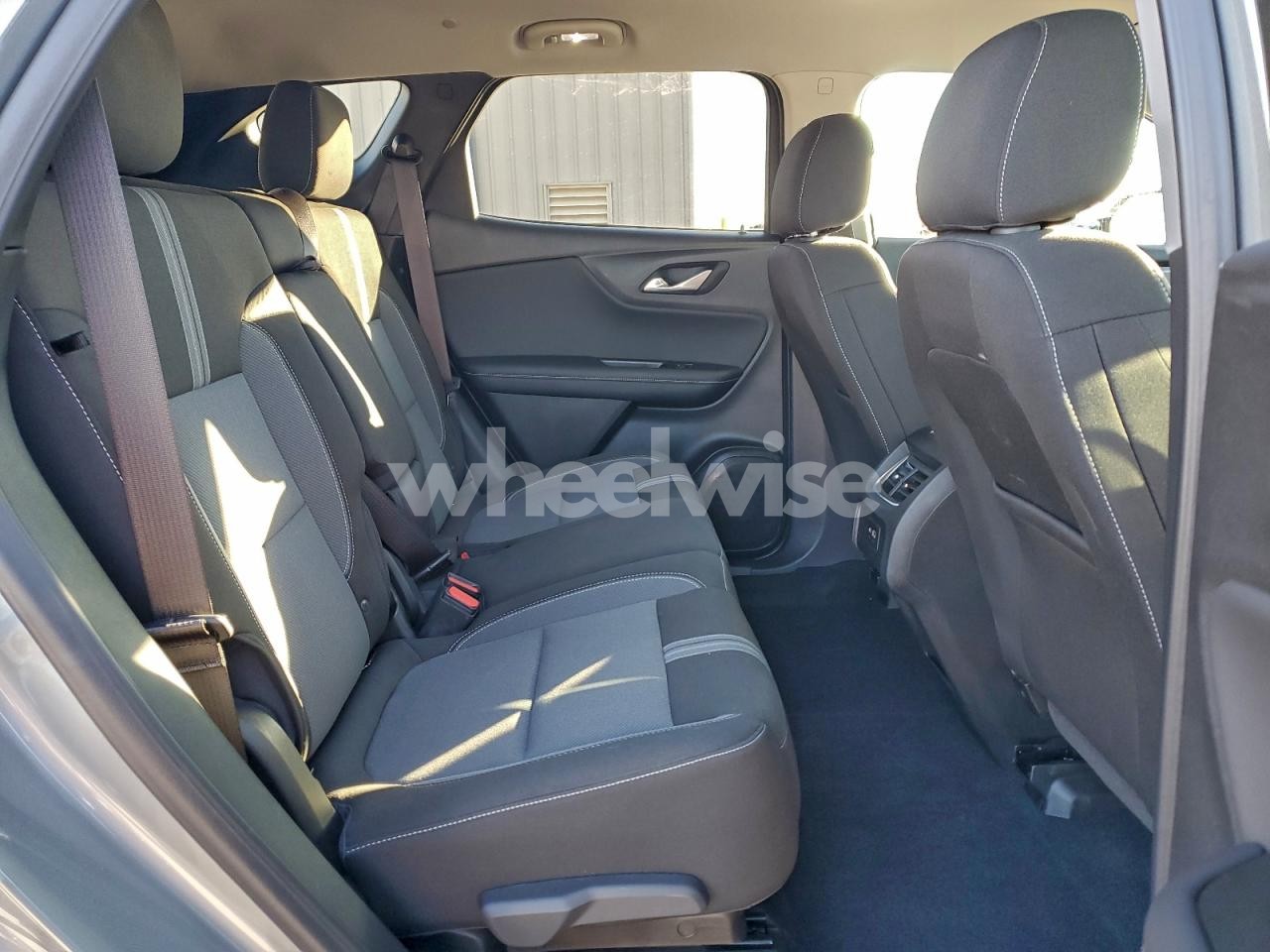 Photo 11 of 2025 CHEVROLET BLAZER 2LT (VIN 3GNKBCR41SS260615)