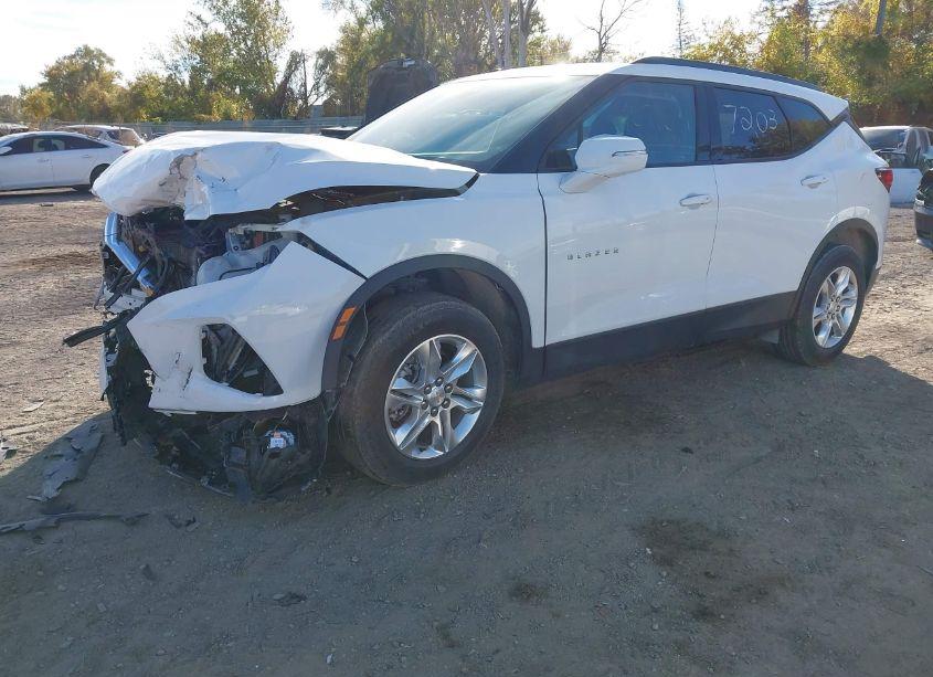 Photo 2 of 2021 Chevrolet Blazer FWD 2LT (VIN 3GNKBCR42MS557203)