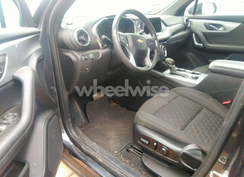 Photo 18 of 2021 Chevrolet Blazer FWD 2LT (VIN 3GNKBCR42MS558089)