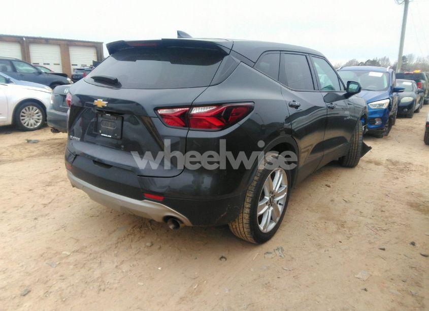 Photo 4 of 2021 Chevrolet Blazer FWD 2LT (VIN 3GNKBCR42MS558089)