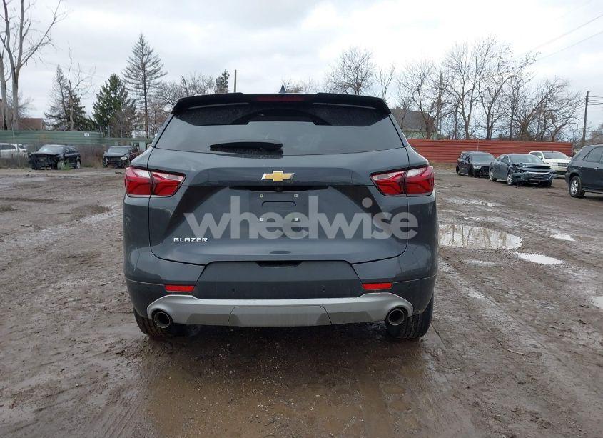 Photo 16 of 2022 Chevrolet Blazer FWD 2LT (VIN 3GNKBCR42NS132257)