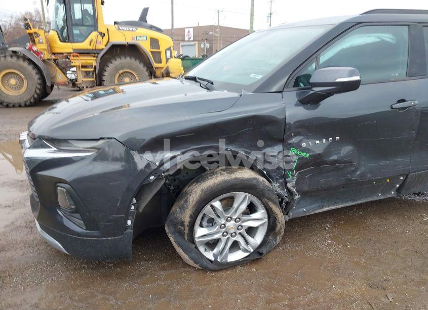 Photo 6 of 2022 Chevrolet Blazer FWD 2LT (VIN 3GNKBCR42NS132257)