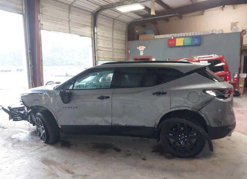 Photo 15 of 2024 Chevrolet Blazer FWD 2LT (VIN 3GNKBCR42RS160968)