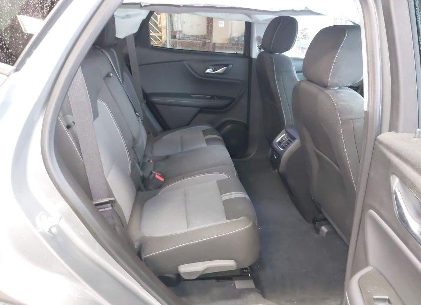 Photo 8 of 2024 Chevrolet Blazer FWD 2LT (VIN 3GNKBCR42RS160968)