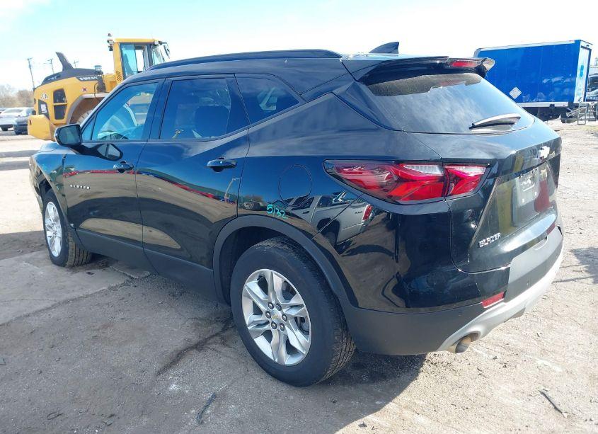 Photo 3 of 2020 Chevrolet Blazer FWD 2LT (VIN 3GNKBCR43LS661360)