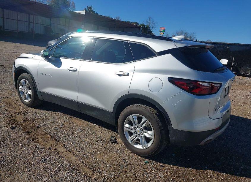 Photo 3 of 2020 Chevrolet Blazer FWD 2LT (VIN 3GNKBCR43LS688686)