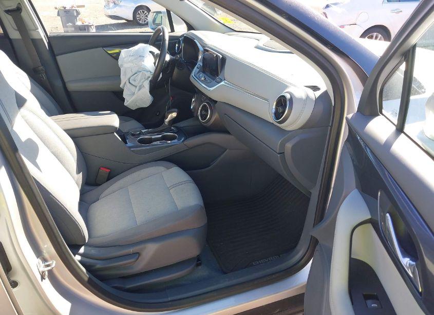 Photo 5 of 2020 Chevrolet Blazer FWD 2LT (VIN 3GNKBCR43LS688686)