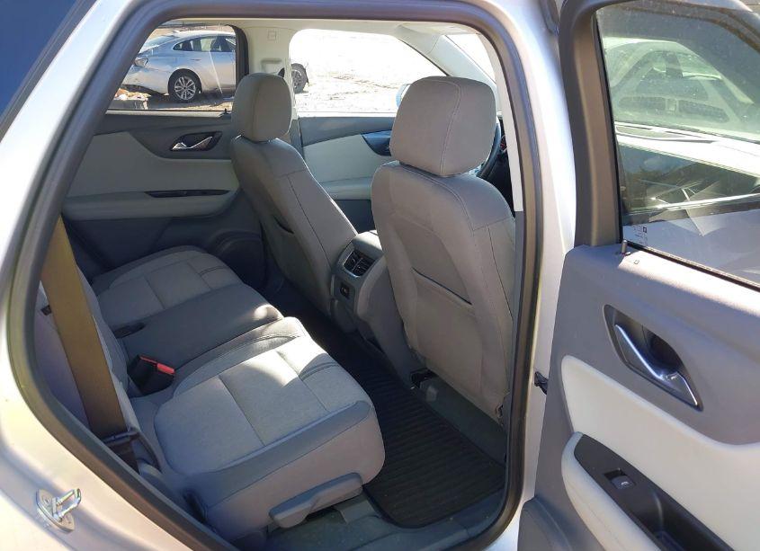 Photo 8 of 2020 Chevrolet Blazer FWD 2LT (VIN 3GNKBCR43LS688686)