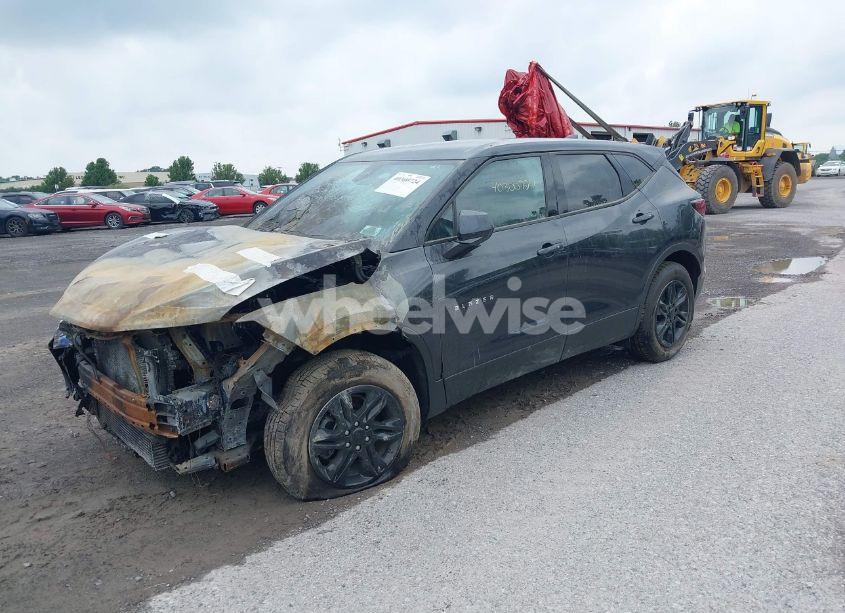Photo 2 of 2022 Chevrolet Blazer FWD 2LT (VIN 3GNKBCR43NS178406)