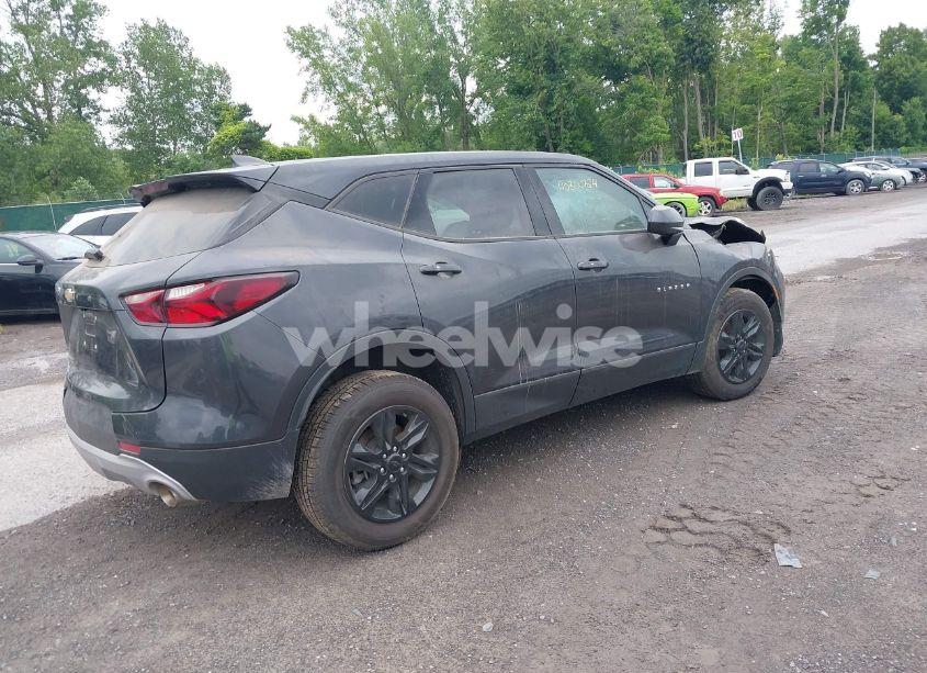 Photo 4 of 2022 Chevrolet Blazer FWD 2LT (VIN 3GNKBCR43NS178406)