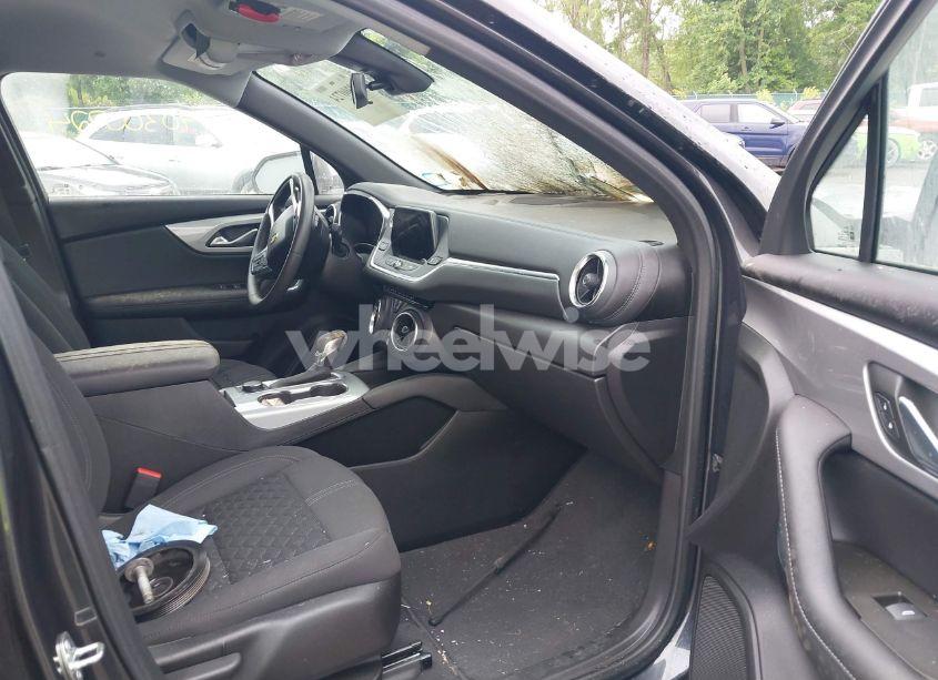 Photo 5 of 2022 Chevrolet Blazer FWD 2LT (VIN 3GNKBCR43NS178406)