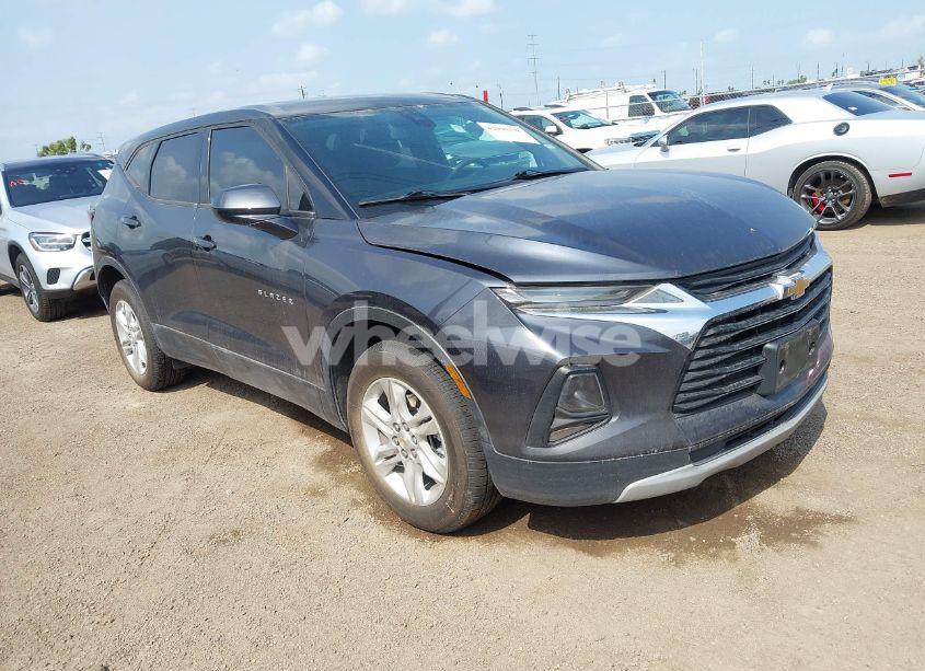 2022 Chevrolet Blazer FWD 2LT (VIN 3GNKBCR43NS191382) main photo