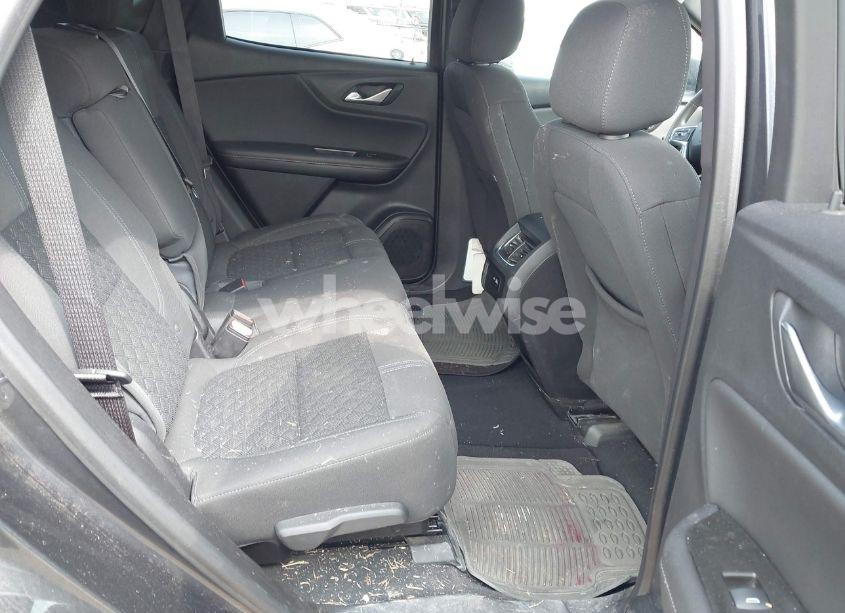 Photo 8 of 2022 Chevrolet Blazer FWD 2LT (VIN 3GNKBCR43NS191382)