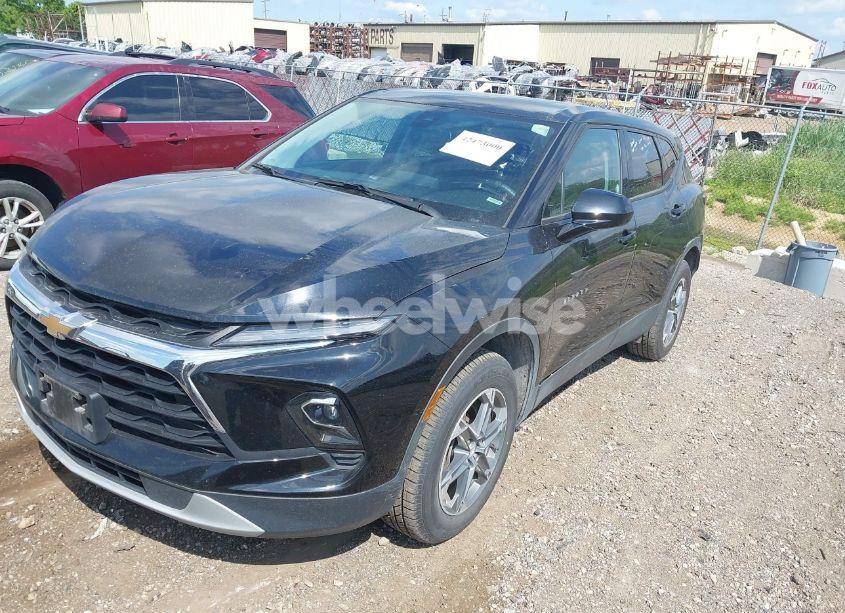 Photo 2 of 2023 Chevrolet Blazer FWD 2LT (VIN 3GNKBCR43PS219667)