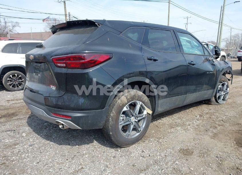 Photo 4 of 2024 Chevrolet Blazer FWD 2LT (VIN 3GNKBCR43RS260609)