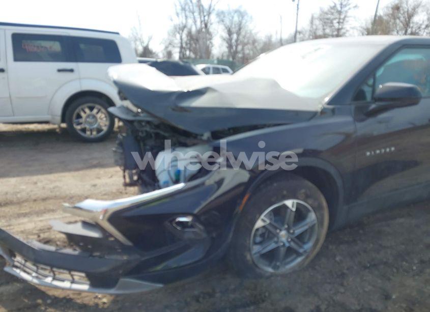 Photo 6 of 2024 Chevrolet Blazer FWD 2LT (VIN 3GNKBCR43RS260609)