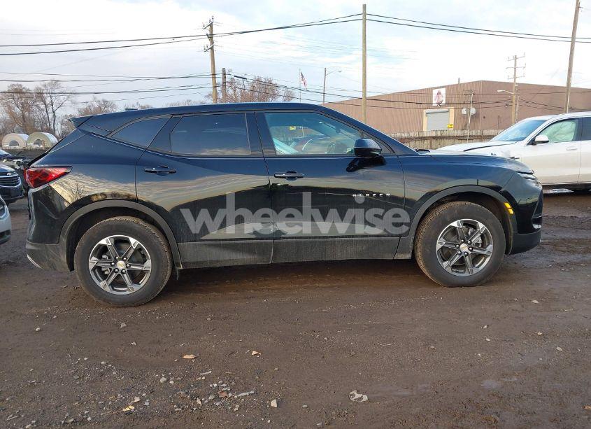 Photo 13 of 2025 Chevrolet Blazer FWD 2LT (VIN 3GNKBCR43SS107217)