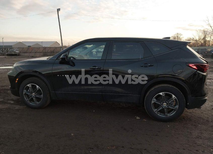 Photo 14 of 2025 Chevrolet Blazer FWD 2LT (VIN 3GNKBCR43SS107217)