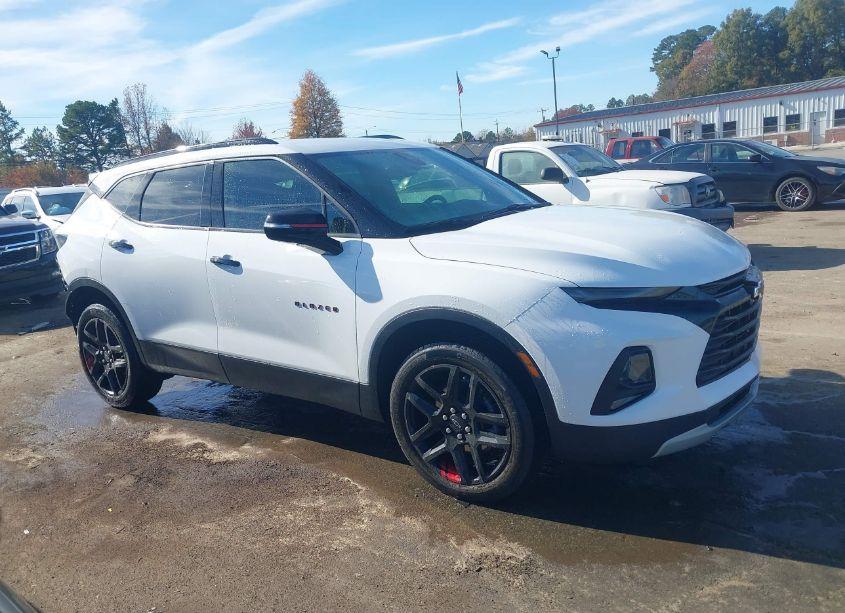 Photo 13 of 2022 Chevrolet Blazer FWD 2LT (VIN 3GNKBCR44NS139601)