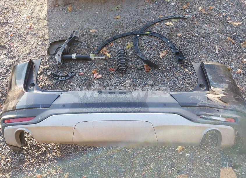 Photo 12 of 2024 Chevrolet Blazer FWD 2LT (VIN 3GNKBCR44RS163824)