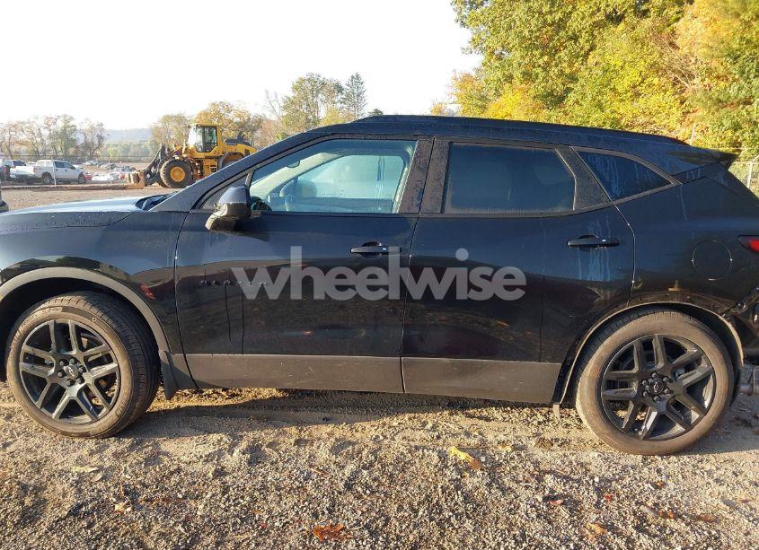 Photo 15 of 2024 Chevrolet Blazer FWD 2LT (VIN 3GNKBCR44RS163824)