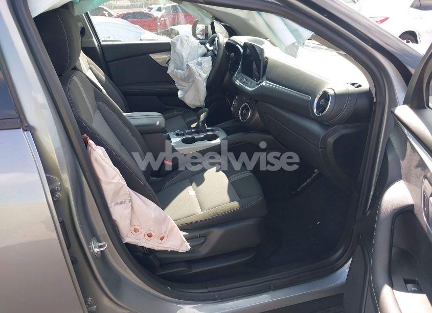 Photo 5 of 2024 Chevrolet Blazer FWD 2LT (VIN 3GNKBCR44RS252289)