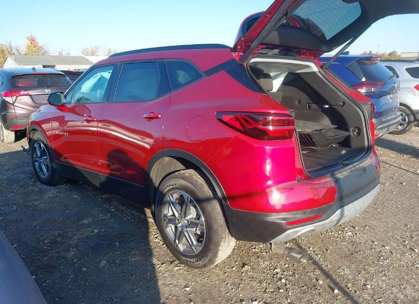 Photo 3 of 2024 Chevrolet Blazer FWD 2LT (VIN 3GNKBCR44RS262496)