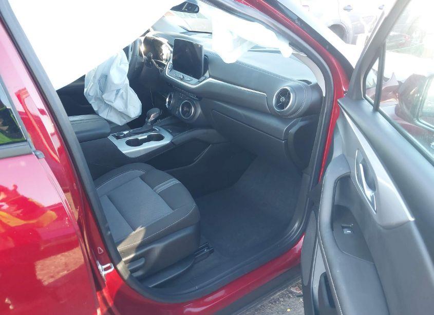 Photo 5 of 2024 Chevrolet Blazer FWD 2LT (VIN 3GNKBCR44RS262496)
