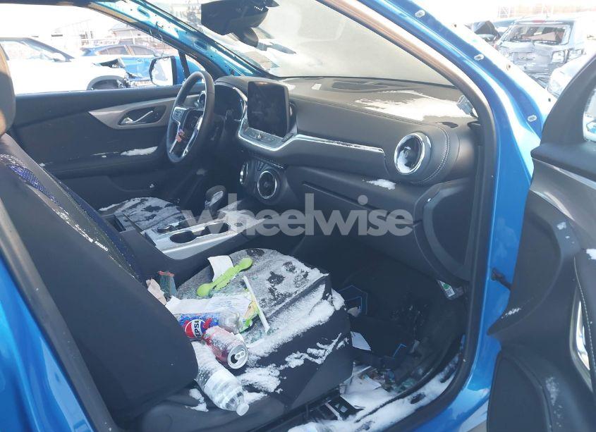 Photo 5 of 2024 Chevrolet Blazer FWD 2LT (VIN 3GNKBCR44RS267682)
