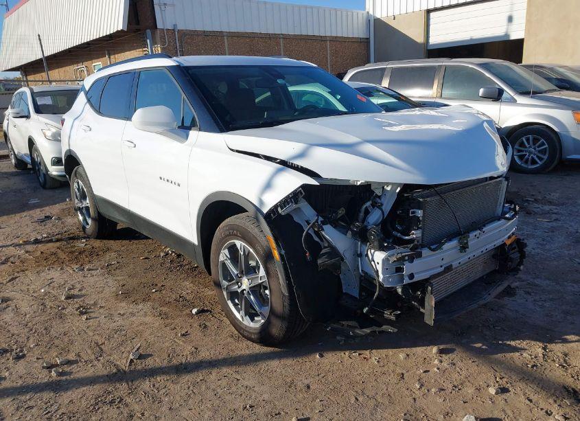 2024 Chevrolet Blazer FWD 2LT (VIN 3GNKBCR44RS271246) main photo