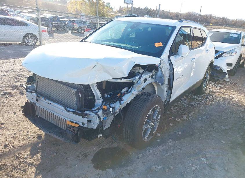 Photo 2 of 2024 Chevrolet Blazer FWD 2LT (VIN 3GNKBCR44RS271246)