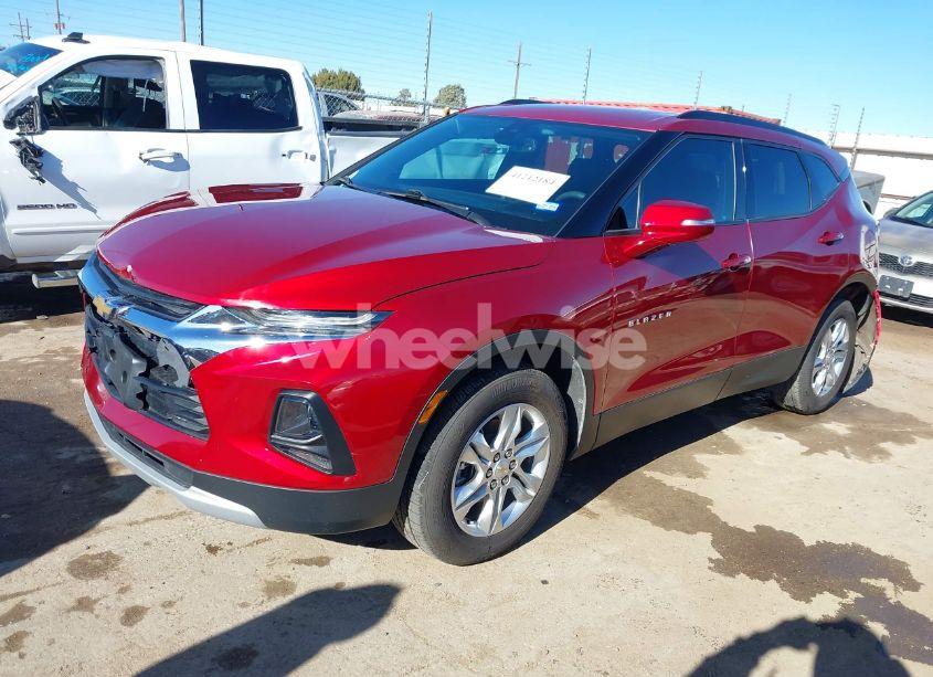 Photo 2 of 2021 Chevrolet Blazer FWD 2LT (VIN 3GNKBCR45MS550620)