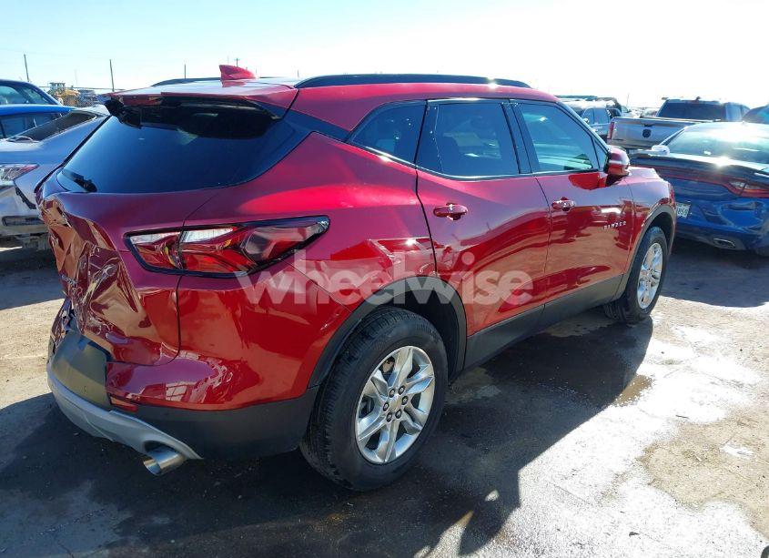 Photo 4 of 2021 Chevrolet Blazer FWD 2LT (VIN 3GNKBCR45MS550620)