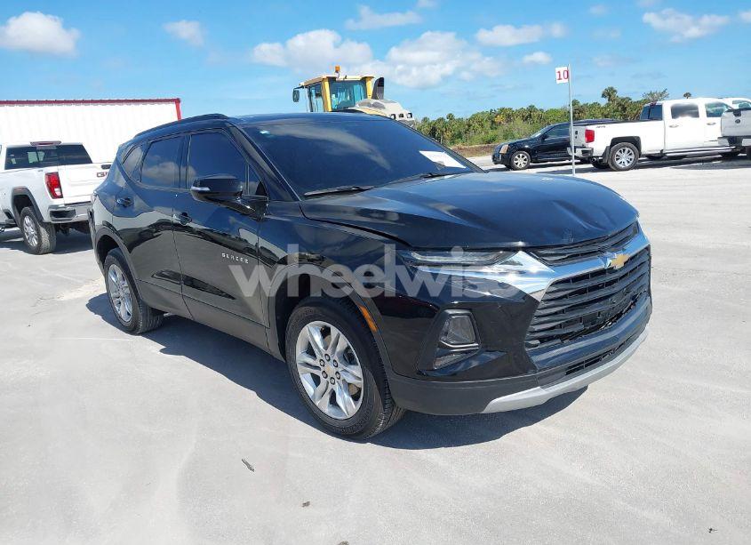 2022 Chevrolet Blazer FWD 2LT (VIN 3GNKBCR45NS138120) main photo